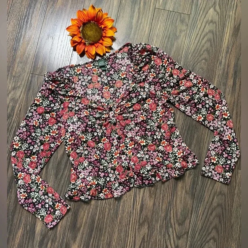 🌻5/$25🌻WILD FABLE Long Sleeved Floral Crop Top Blouse | MEDIUM |